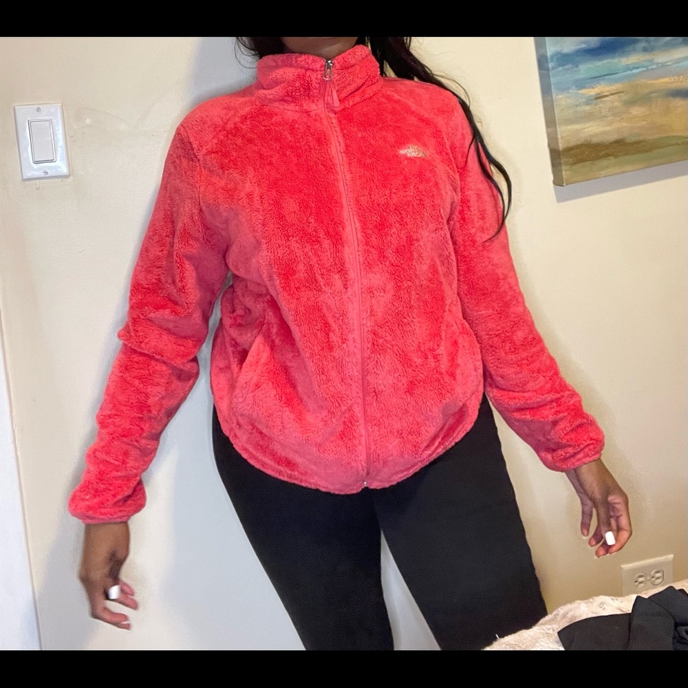 Fuzzy hot pink north face jacket